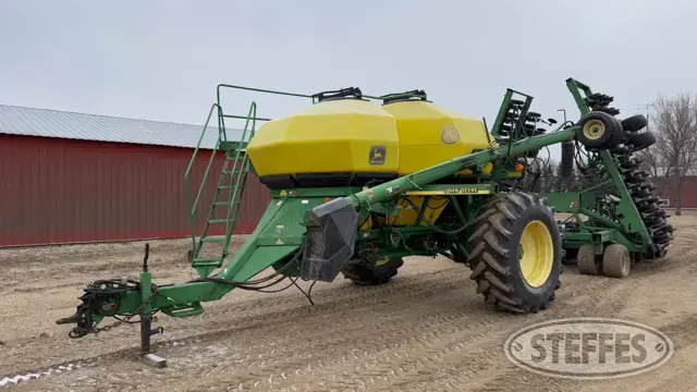 2001 John Deere 1860