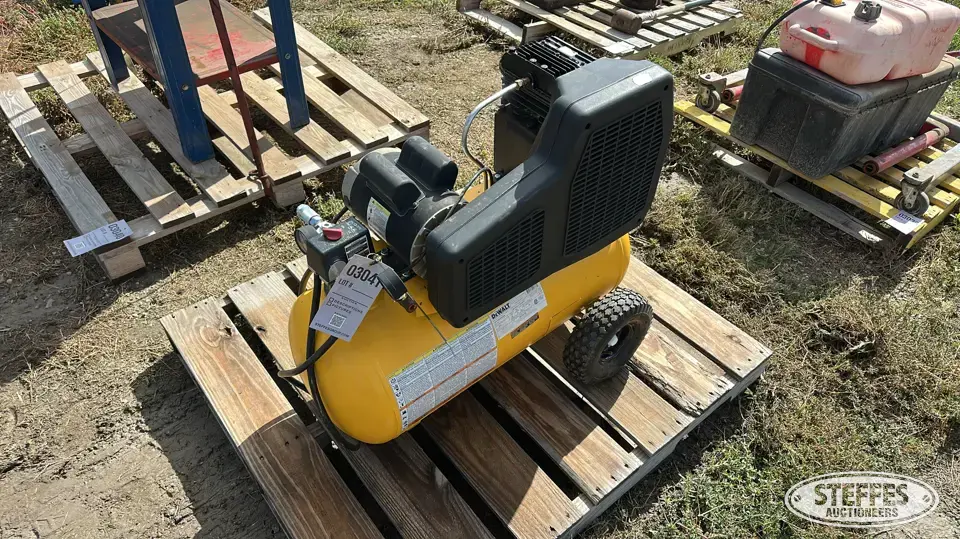 DeWalt DXCMPA1982054 Air Tools and Compressor