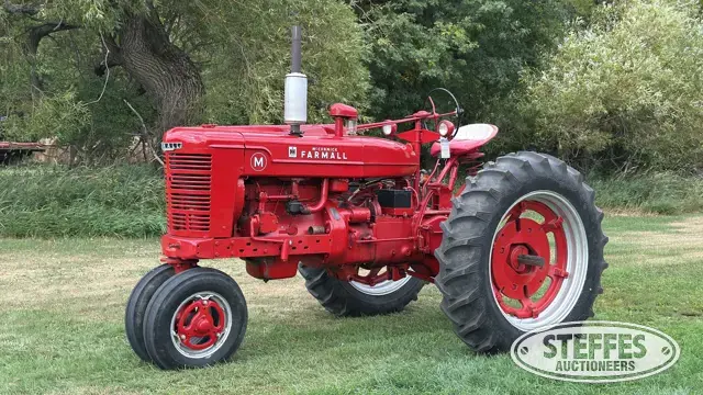1950 IH McCormick Farmall M