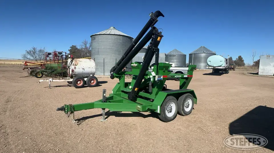 HitchDoc HSC2200 Box Seed Tender Trailer