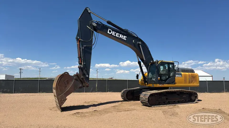 2017 Deere 350G LC Excavator