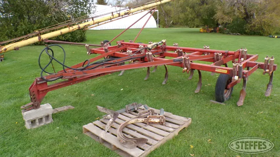 International 55 Chisel Plow