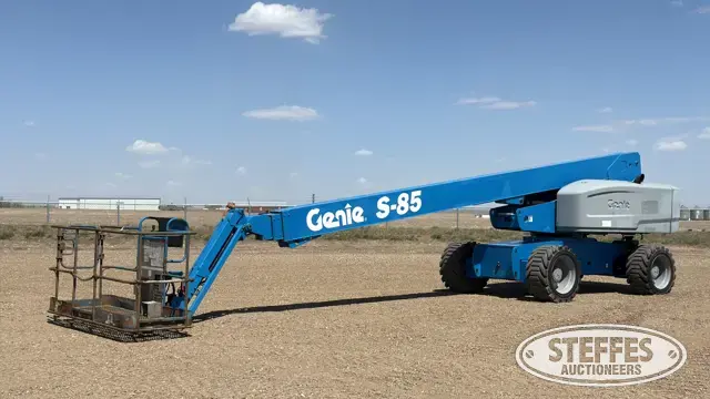 2014 Genie S-85