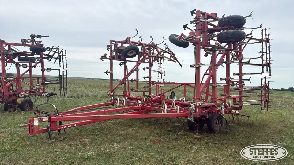 Wil-Rich field cultivator