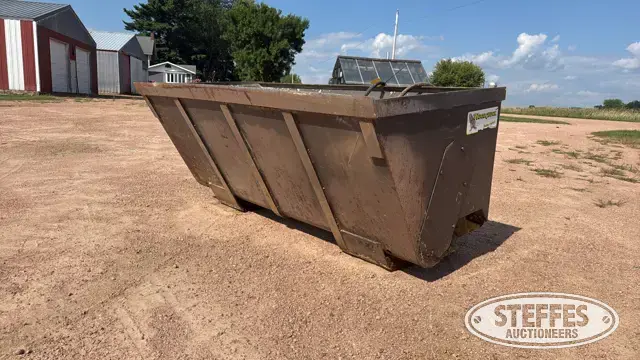 Woodchuck 80ST1 skid steer bedding spreader