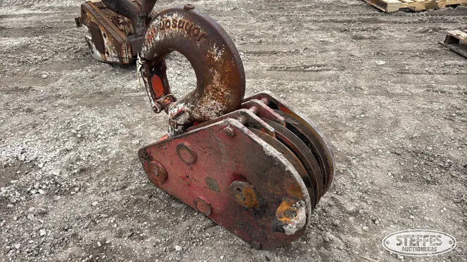 Johnson 80-ton 3-sheave hook block Crane Accessory