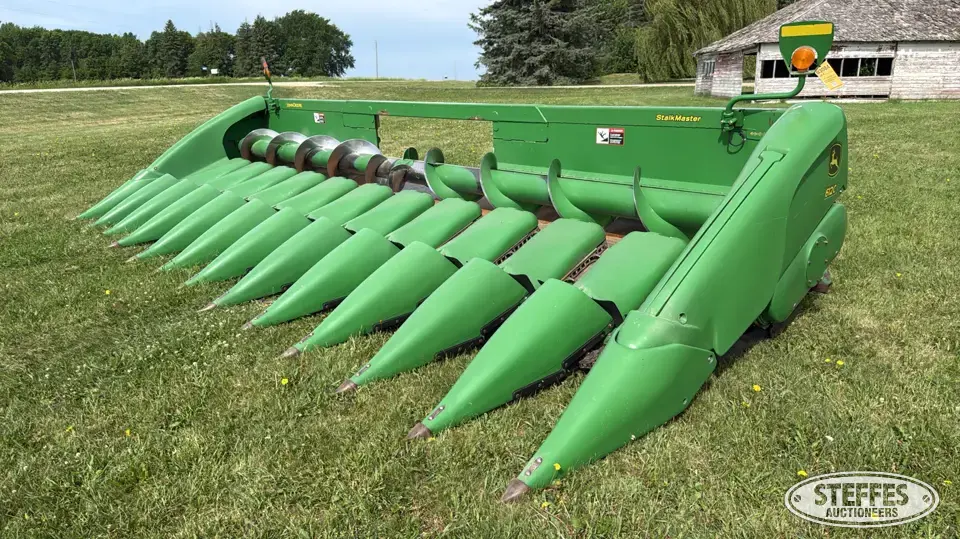 2010 John Deere 612C Corn Head