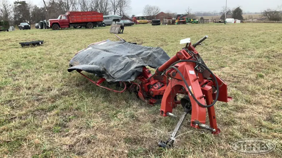 New Holland 616 Disc Mower