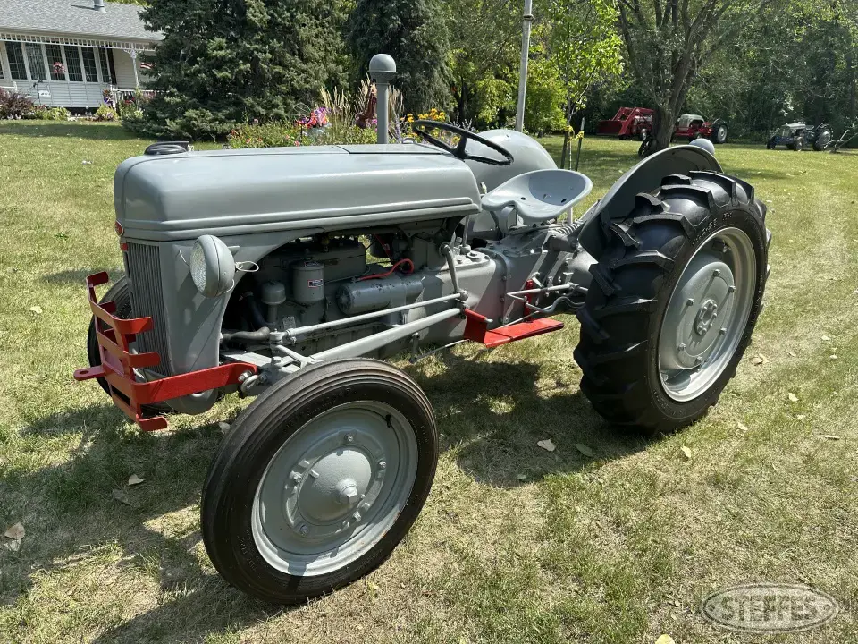 1945 Ford 2N Collectible Tractor