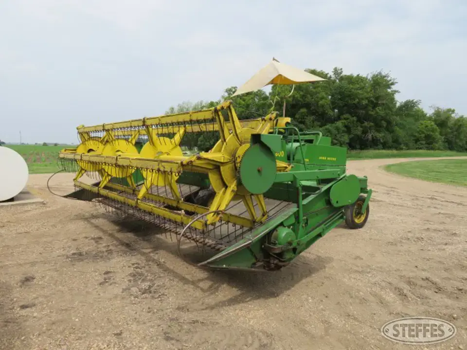 1974 John Deere 800 Self-Propelled Swather