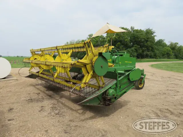 1974 John Deere 800