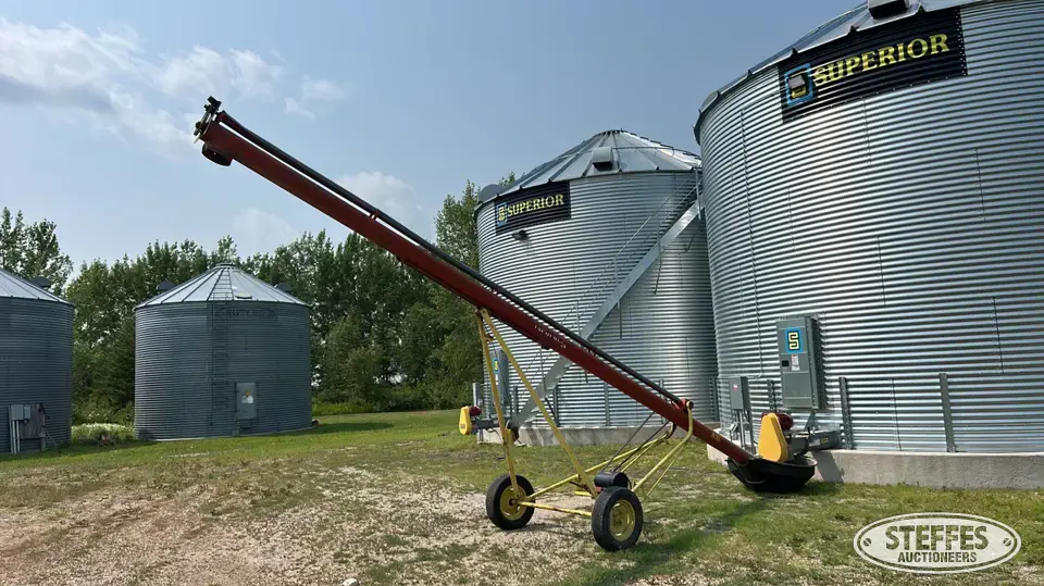 Farm King 831 Straight Auger