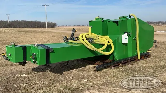 Fast Saddle Tanks