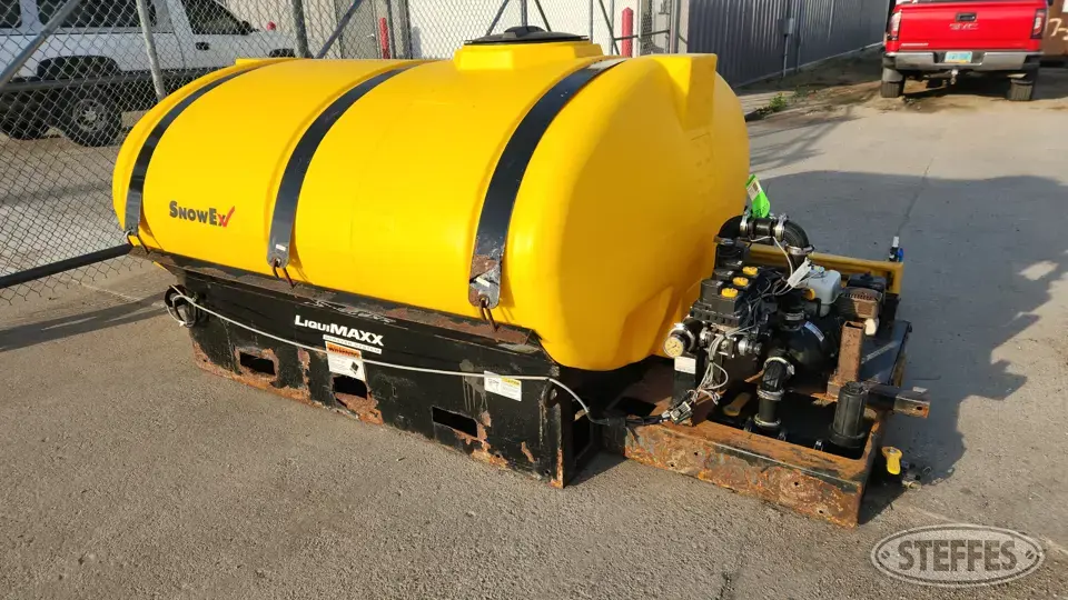 SnowEx Liqui Maxx Van Bodies and Truck Attachment