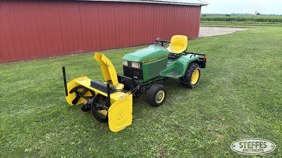 1994 John Deere 425 Lawn Tractor