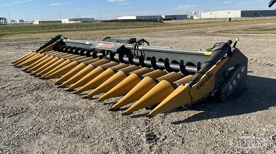 2017 Capello Gladiator 1050 Corn Head