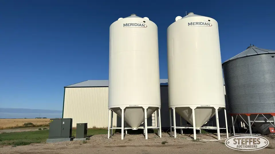 Meridian Grain Max Hopper Bin
