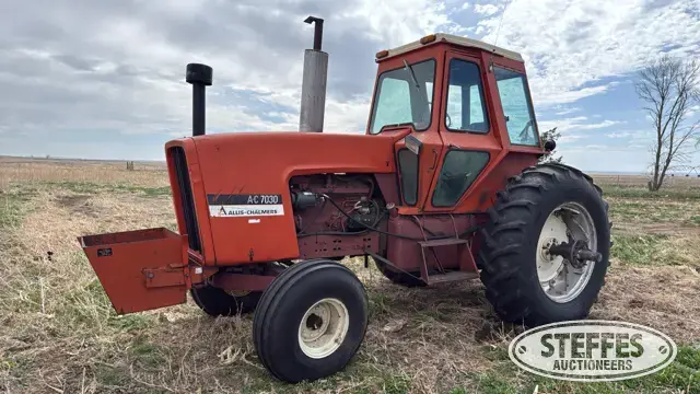 1974 Allis-Chalmers 7030