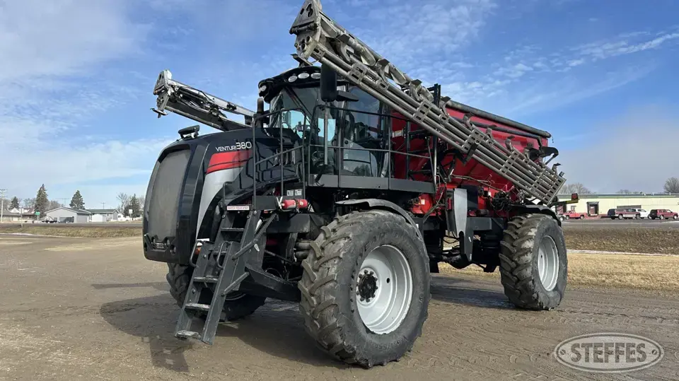 2018 Venturi 380 Self-Propelled Dry Applicators-Spreaders-Floater