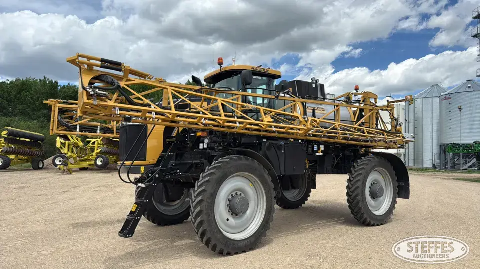 2019 RoGator RG1300C Self-Propelled Sprayer