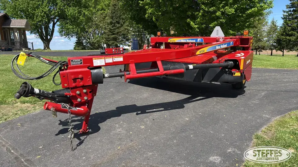 2013 New Holland H7230 Mower Conditioner