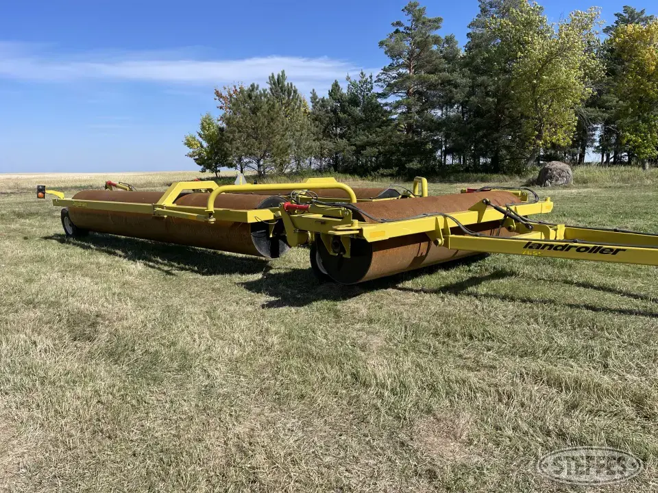 Degelman LR7651 Land Roller