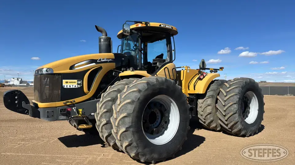 2015 Challenger MT965E 4WD Tractor