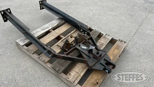 NH3 cultivator hitch