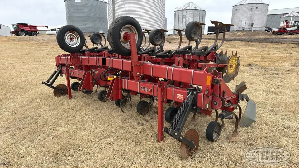 International 183 Row Crop Cultivator