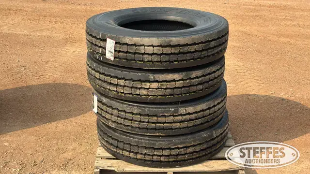 (4) 11R24.5 tires