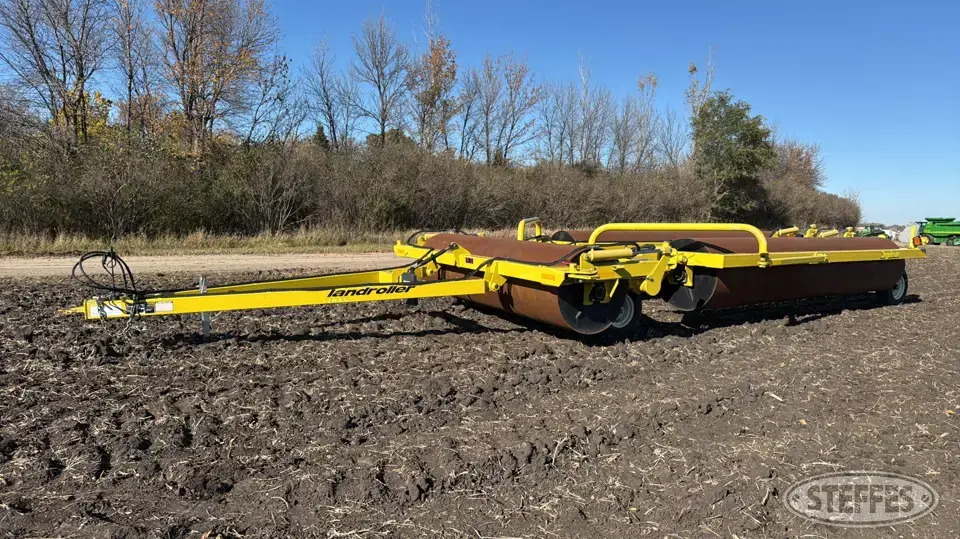 2020 Degelman 7645 Land Roller
