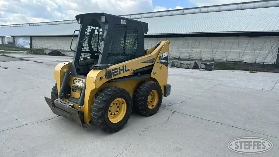 2017 Gehl R190 Wheeled Skid Steer