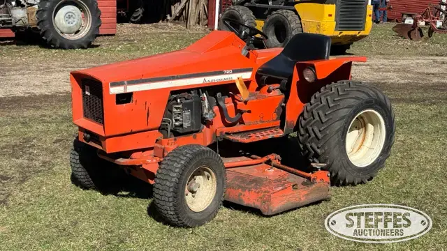 Allis-Chalmers 720