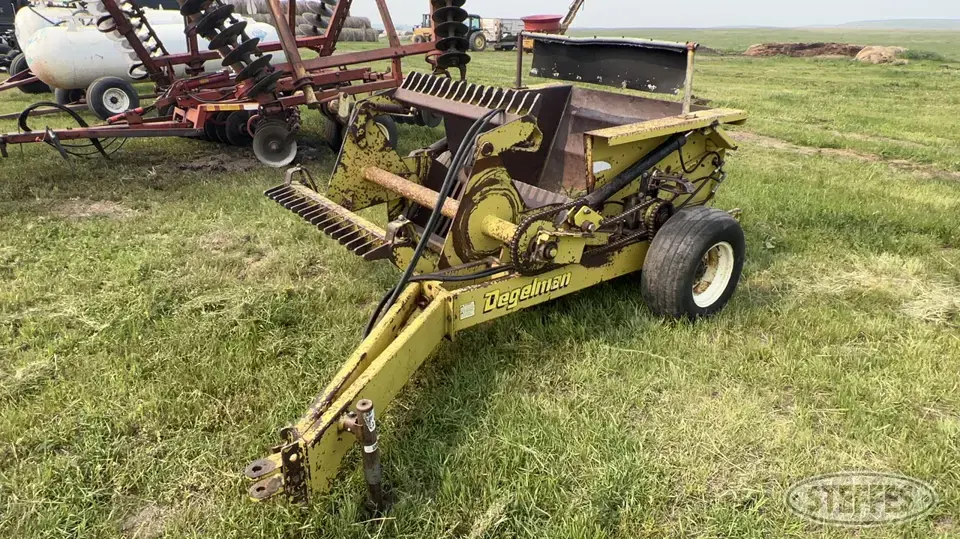 Degelman 570S Rock Picker
