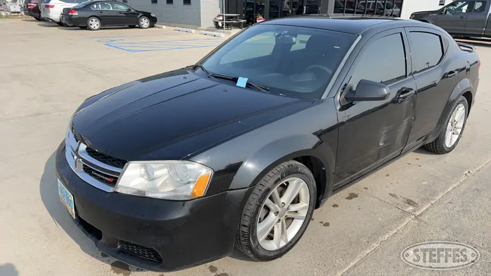 2012 Dodge Avenger Car