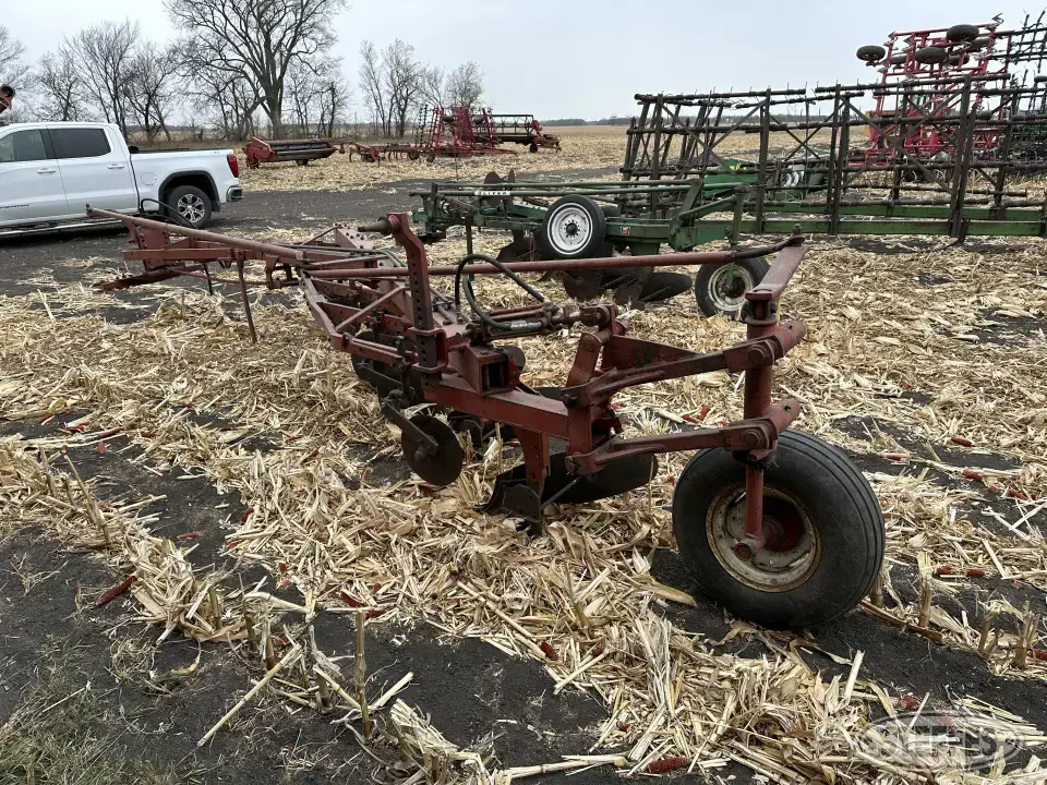 IHC 700 Plow