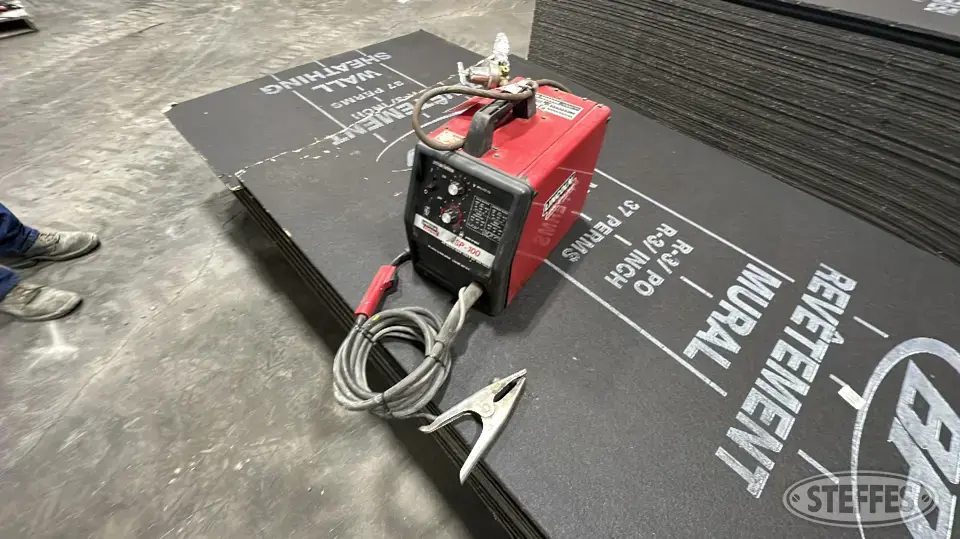 Lincoln Idealarc SP-100 Welding