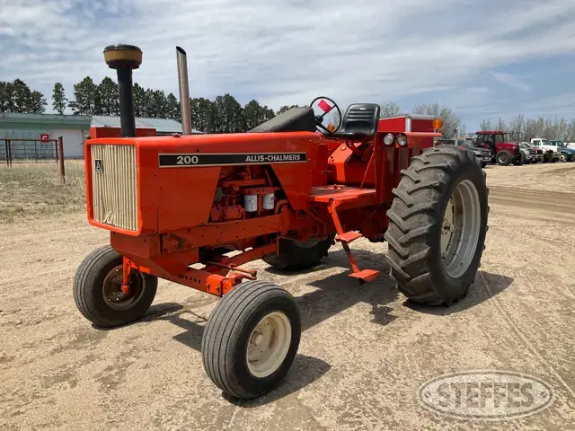 Allis-Chalmers 200