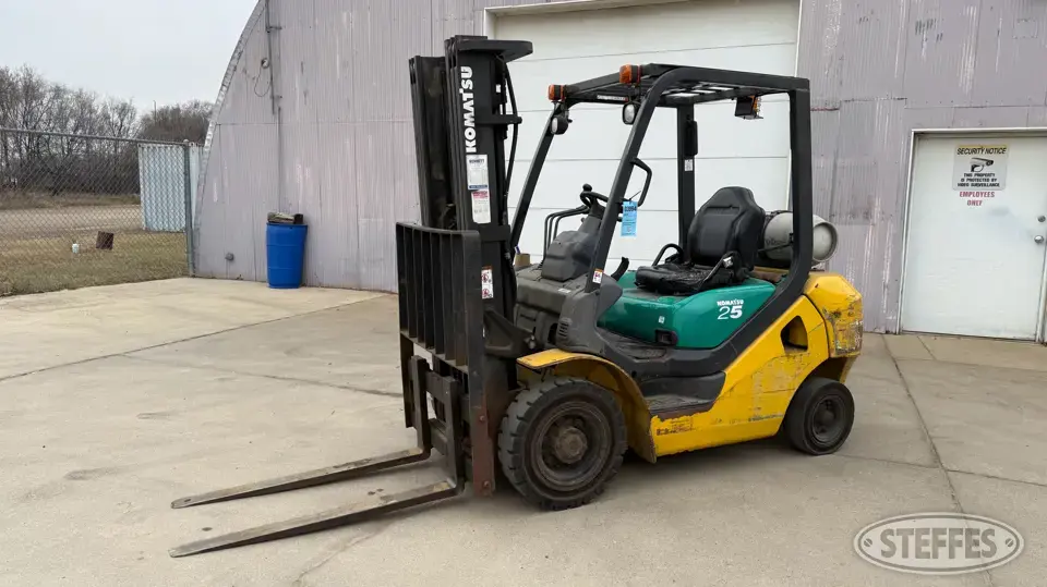 2007 Komatsu FG25HT-16 Warehouse Forklift