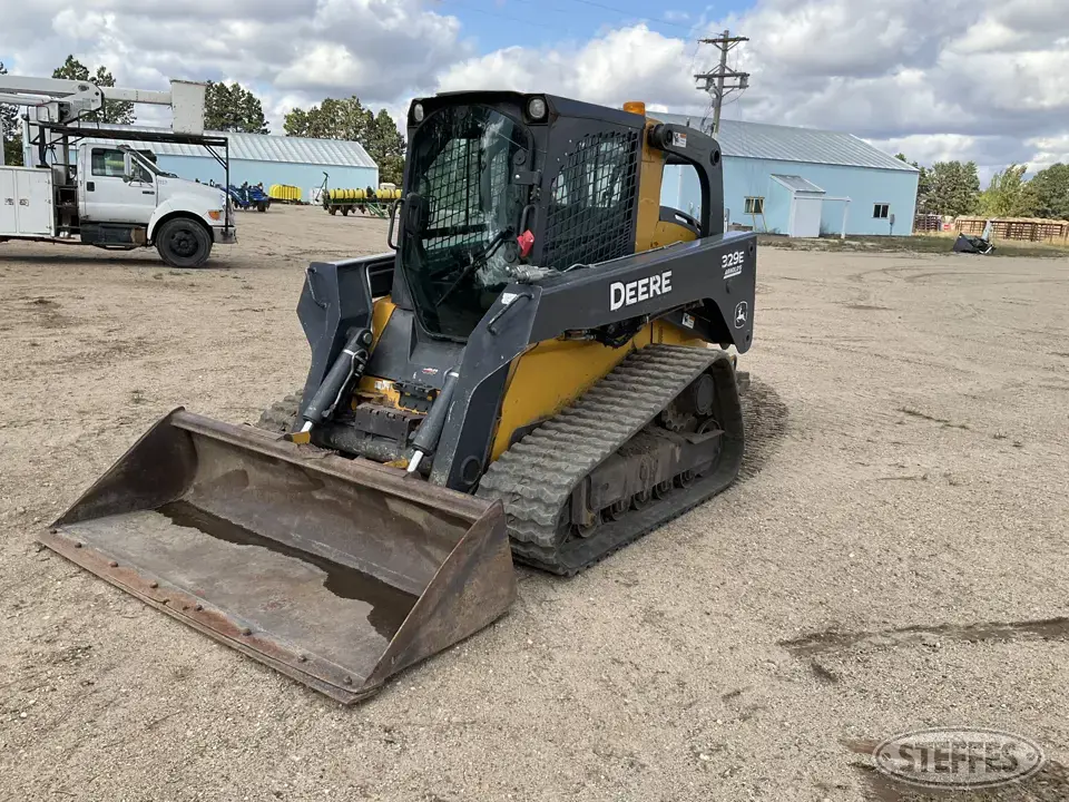 2014 John Deere 329E Tracked Skid Steer