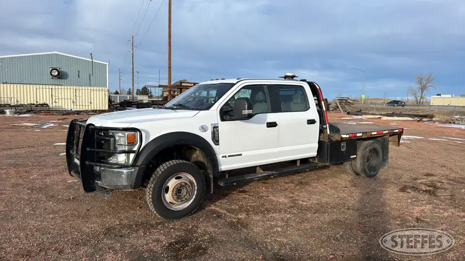 2022 Ford F-550 XL Flatbed Truck