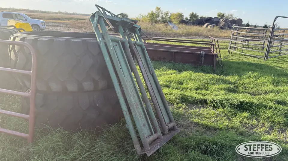 Headgate Livestock Handling