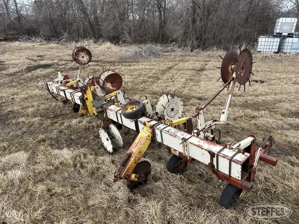Dakon Row Crop Cultivator