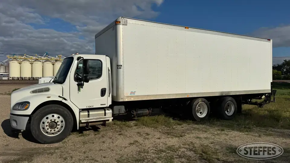 2006 Freightliner M2 Business Class Tandem Boxed Truck