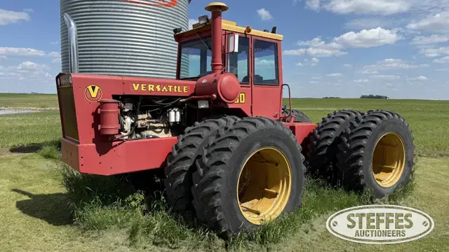 1975 Versatile 850