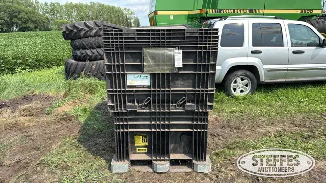 Seed tote w/food plot corn