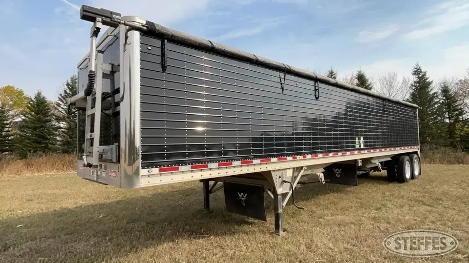 2015 Wilson Pacesetter DWH-551B Hopper Bottom Trailer