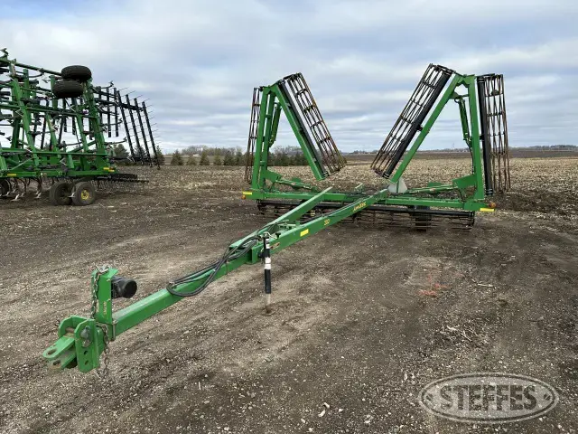 2009 John Deere 200