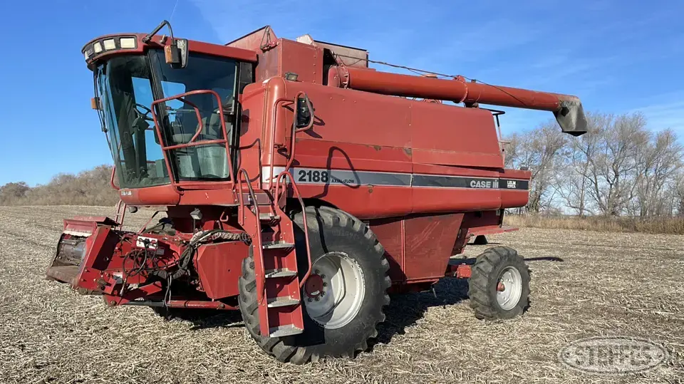 1997 Case IH 2188 Combine