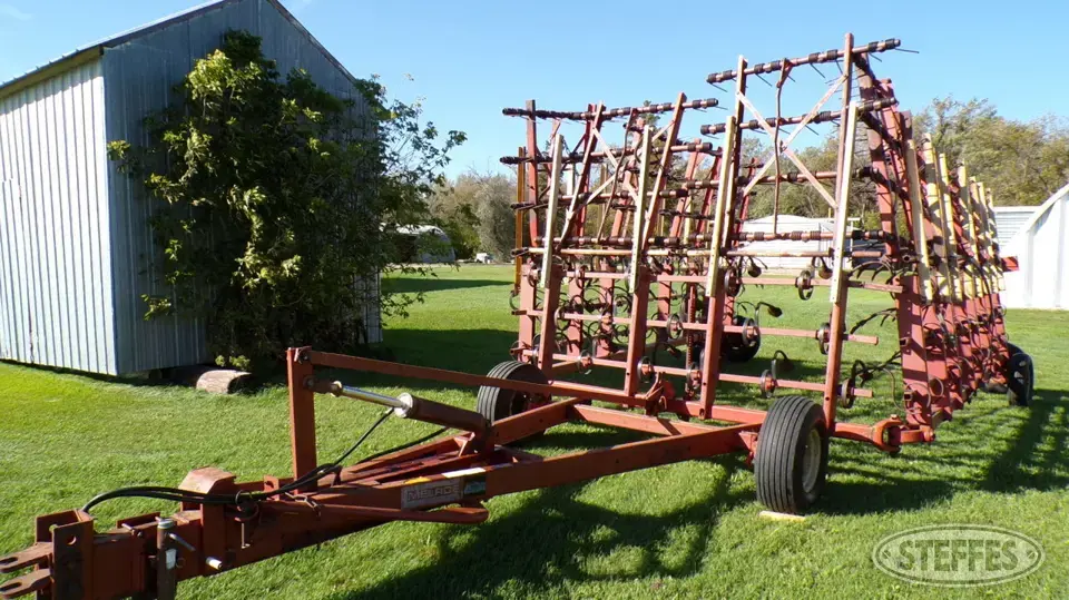 Melroe Soil Finisher